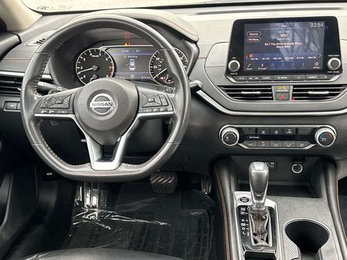 2022 Nissan Altima SR FWD