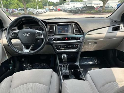 2018 Hyundai SONATA SEL