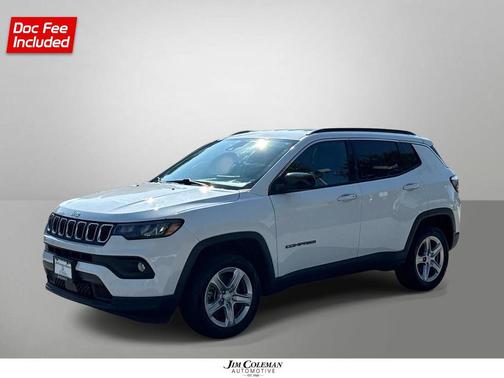 Bright White Clearcoat 2023 Jeep Compass Latitude