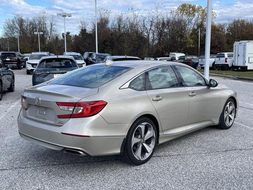2020 Honda Accord Touring 2.0T