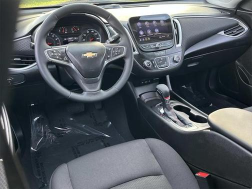 2024 Chevrolet Malibu FWD RS