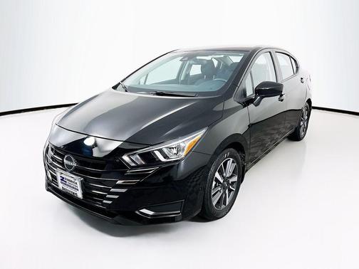 Super Black Metallic 2024 Nissan Versa 1.6 SV