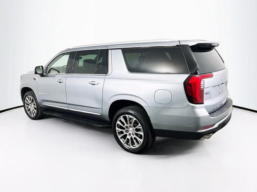 Sterling Metallic 2025 GMC Yukon XL Denali