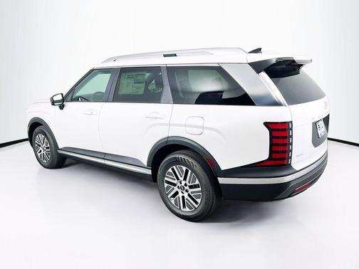 Creamy White Pearl 2026 Hyundai Palisade Hybrid SEL 7P