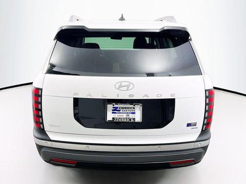 Creamy White Pearl 2026 Hyundai Palisade Hybrid SEL 7P
