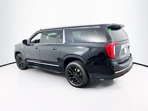 Onyx Black 2023 GMC Yukon XL SLT