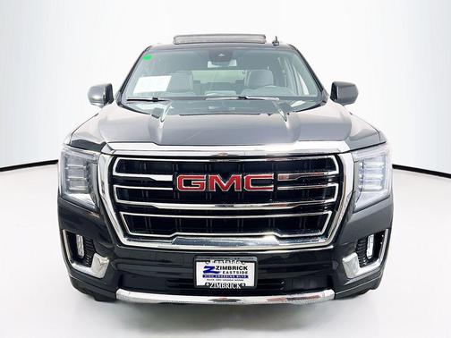 Onyx Black 2023 GMC Yukon XL SLT