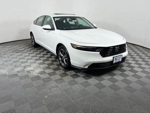 Platinum White 2023 Honda Accord EX