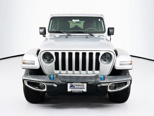Silver Zynith Clearcoat 2023 Jeep Wrangler 4xe Sahara
