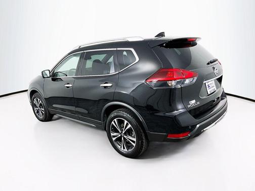 Magnetic Black Pearl 2019 Nissan Rogue SV