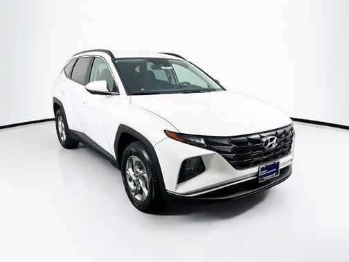 White Pearl 2024 Hyundai TUCSON SEL