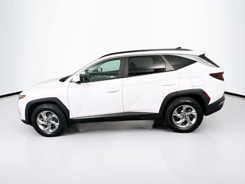 White Pearl 2024 Hyundai TUCSON SEL