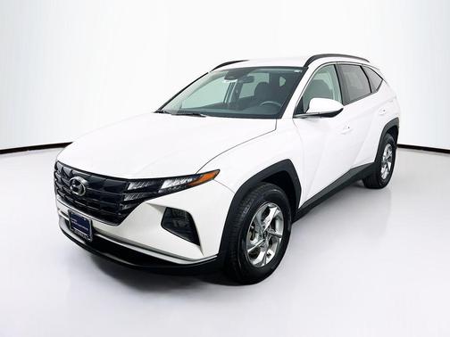 White Pearl 2024 Hyundai TUCSON SEL