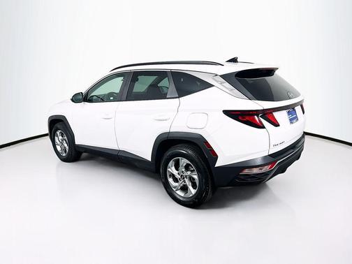 White Pearl 2024 Hyundai TUCSON SEL