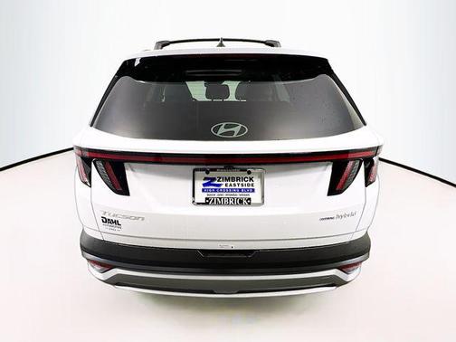 2025 Hyundai TUCSON Hybrid Limited