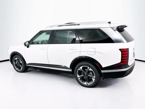 Creamy White Pearl 2026 Hyundai Palisade Hybrid Limited