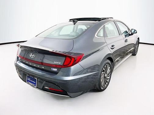 2023 Hyundai SONATA Hybrid Limited