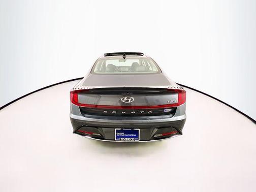 2023 Hyundai SONATA Hybrid Limited