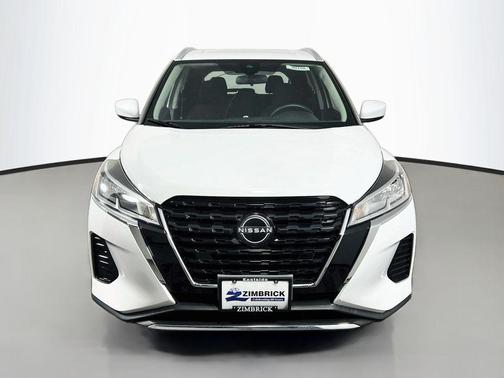 Fresh Powder 2022 Nissan Kicks SV