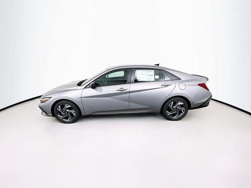 2025 Hyundai ELANTRA HEV SEL Sport