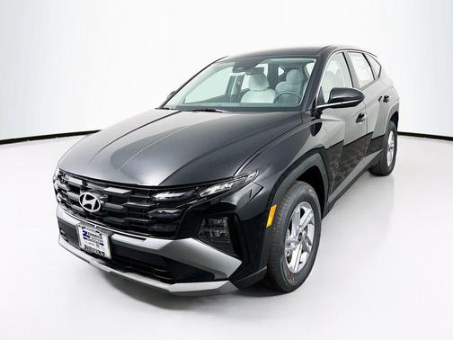 Phantom Black 2026 Hyundai TUCSON SE