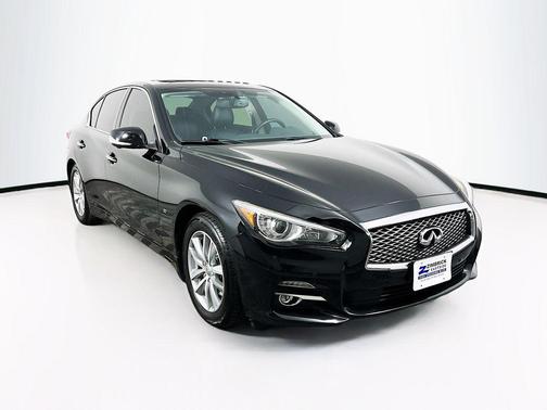 2015 INFINITI Q50 Premium