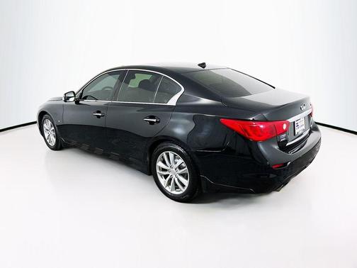 2015 INFINITI Q50 Premium