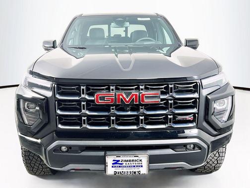 Onyx Black 2023 GMC Canyon AT4