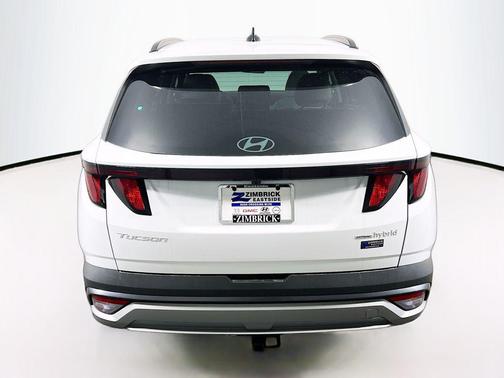 Creamy White Pearl 2026 Hyundai TUCSON Hybrid SEL