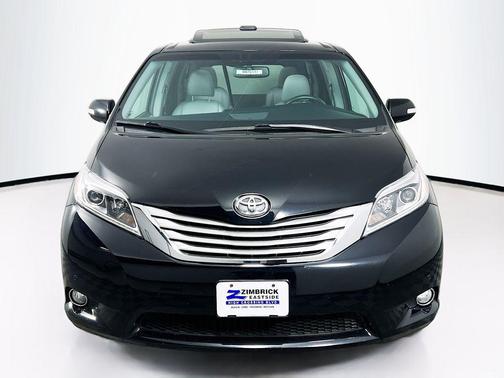 2017 Toyota Sienna Limited Premium