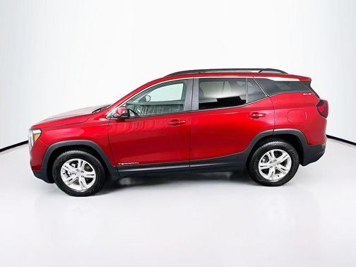 Cayenne Red Tintcoat 2022 GMC Terrain SLE