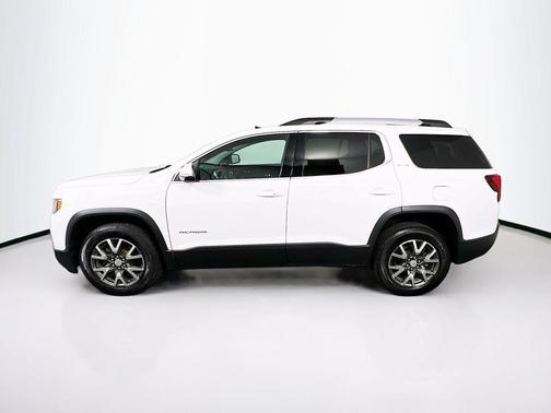 Summit White 2023 GMC Acadia SLE