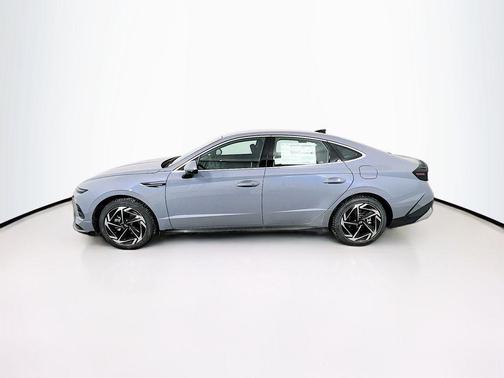 2026 Hyundai SONATA SEL