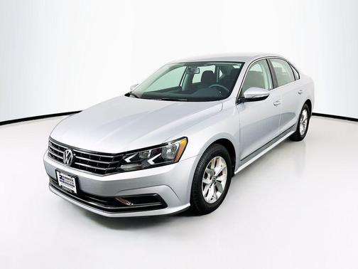 Reflex Silver Metallic 2016 Volkswagen Passat 1.8T S