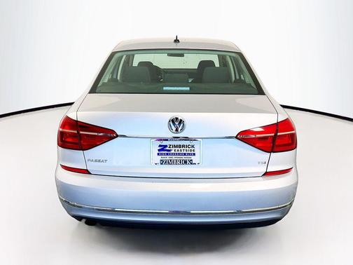 Reflex Silver Metallic 2016 Volkswagen Passat 1.8T S