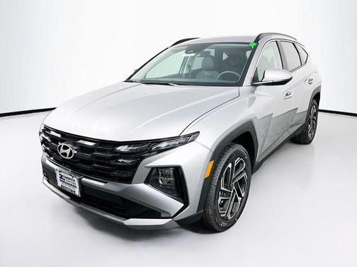 Shimmering Silver 2026 Hyundai TUCSON SEL Plus