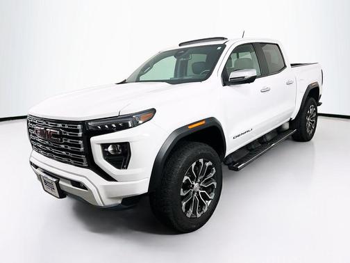 Summit White 2023 GMC Canyon Denali