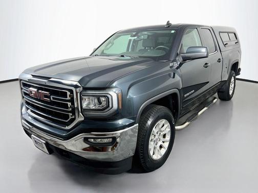 Dark Slate Metallic 2017 GMC Sierra 1500 SLE