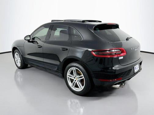 Black 2018 Porsche Macan Macan