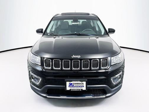 Diamond Black Crystal Pearlcoat 2018 Jeep Compass Limited
