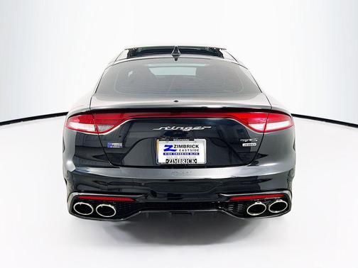 2022 Kia Stinger GT-Line