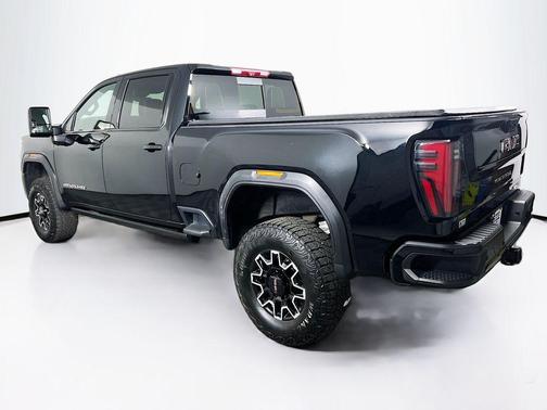 Onyx Black 2024 GMC Sierra 2500 AT4X