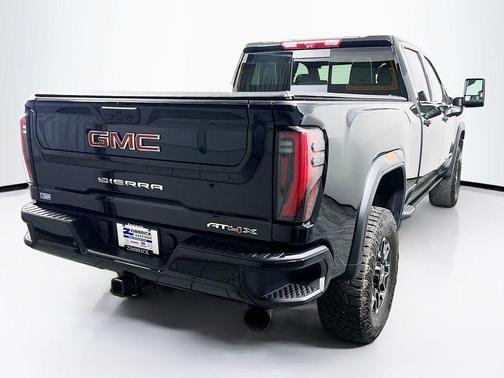 Onyx Black 2024 GMC Sierra 2500 AT4X