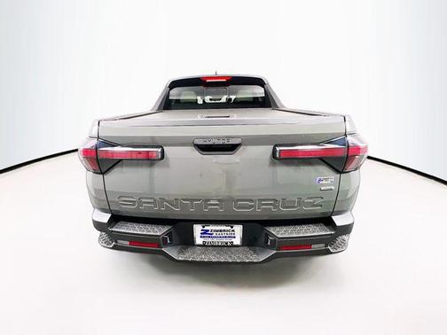 2025 Hyundai SANTA CRUZ SEL Activity