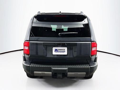 2024 Toyota Land Cruiser Base