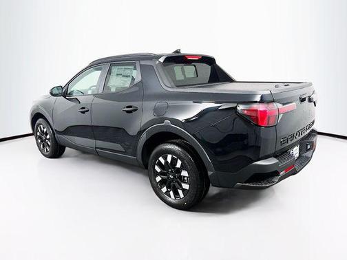2025 Hyundai SANTA CRUZ SEL Activity