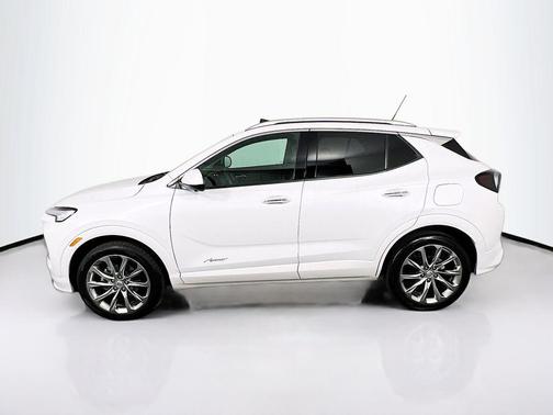 White Frost Tricoat 2024 Buick Encore GX Avenir