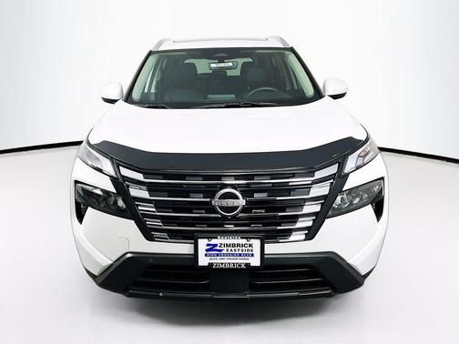 Everest White Pearl 2024 Nissan Rogue SV