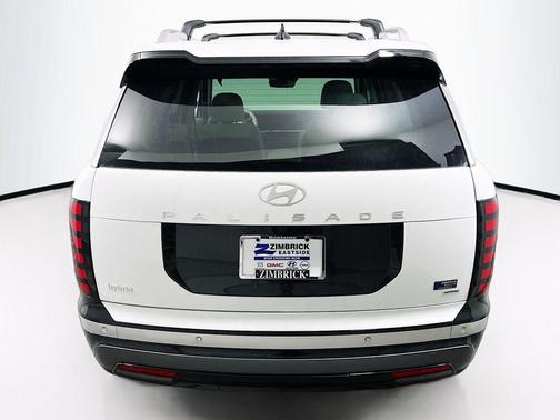 Creamy White Pearl 2026 Hyundai Palisade Hybrid Limited