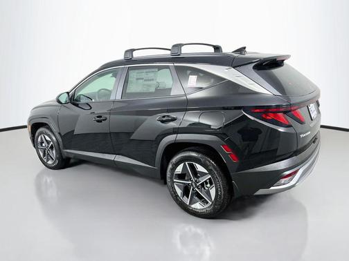 Ash Black 2026 Hyundai TUCSON Hybrid SEL